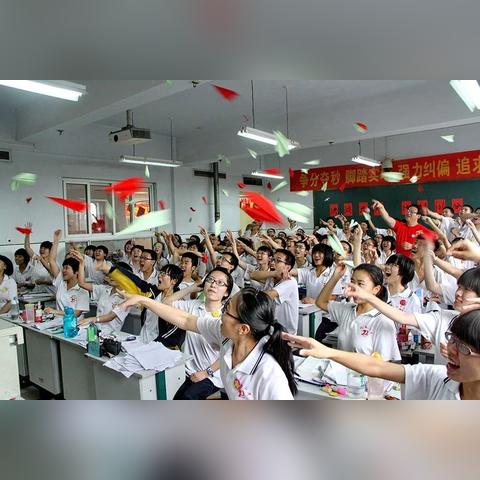 小森生活抗雨服制作攻略：揭秘独家服装工艺，打造防水时尚新潮流