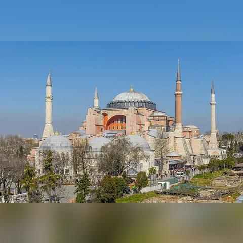 手机帝国招募攻略：揭秘S级人才养成秘籍，轻松升级！