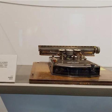 霸王龙解锁攻略：化石博物馆独门合成秘籍大揭秘