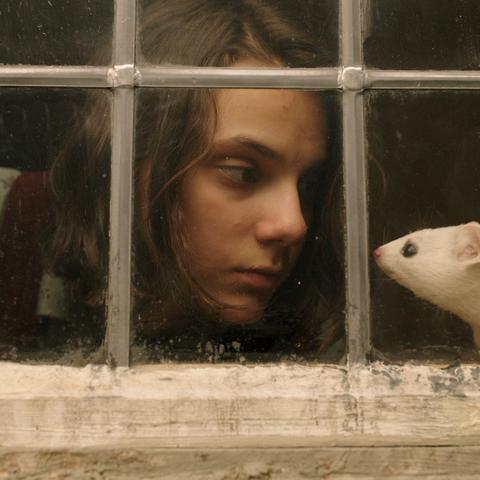 十大经典耐玩黑暗奇幻游戏盘点，揭秘最佳游戏体验！