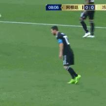 弹射世界芬角色技能深度解析：揭秘最强输出奥秘