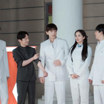 十大热门密室逃脱下载，揭秘经典逃脱游戏排行首选