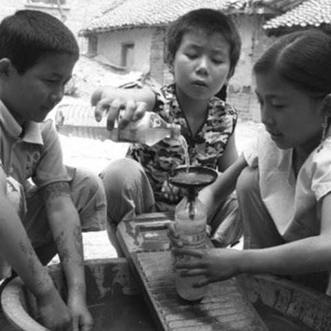 黑白游戏盘点：揭秘十大热门必玩经典之作，人气飙升！