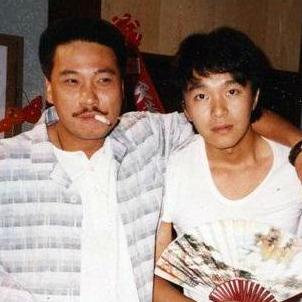 《群星之战R》深度体验：硬派格斗新高度，揭秘绝版技巧攻略