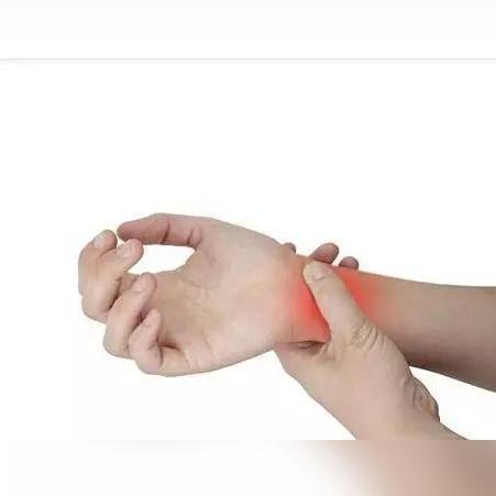 传奇星王护腕属性解析：揭秘三职业专属强化秘籍