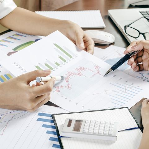 江湖新手上路必看避坑攻略：轻松开局，掌握绝学