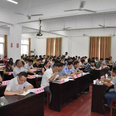 十大热门职业导向游戏推荐：解锁角色成长新体验