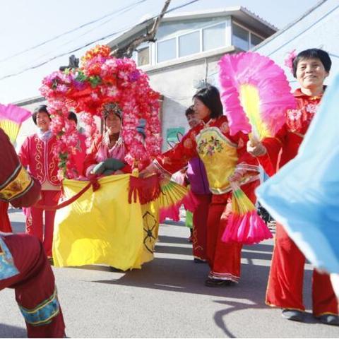 《鸣潮》试玩：全新开放世界，动作盛宴再燃激情