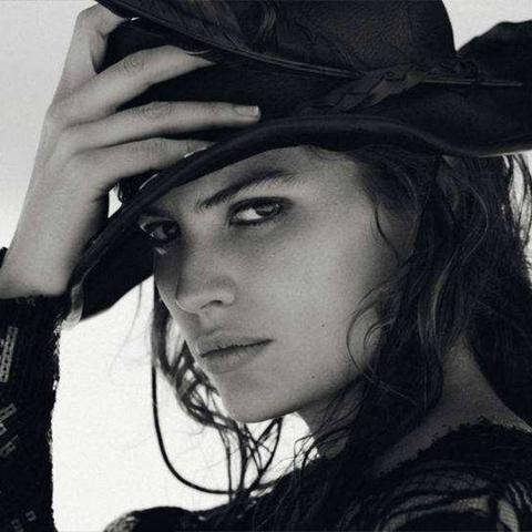 黎明之海汉堡宝藏揭秘攻略，解锁隐藏宝箱位置新技巧