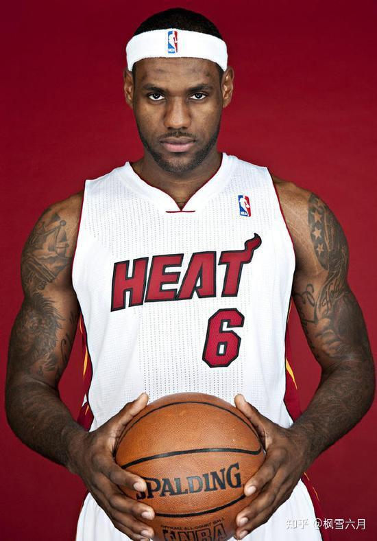 詹姆斯篮球天赋解析：揭秘热火核心新技能