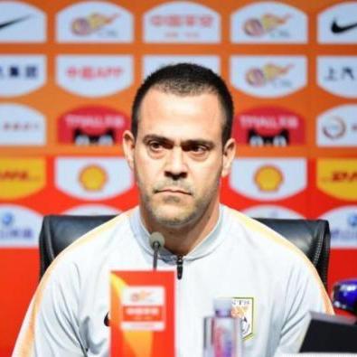 哈利波特魔法觉醒卡组攻略：踢球技巧全解析，高效制胜新策略