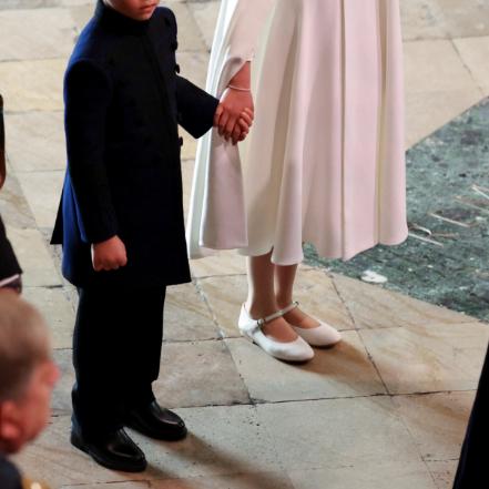 光遇小王子斗篷价格揭秘：行星斗篷价值解析