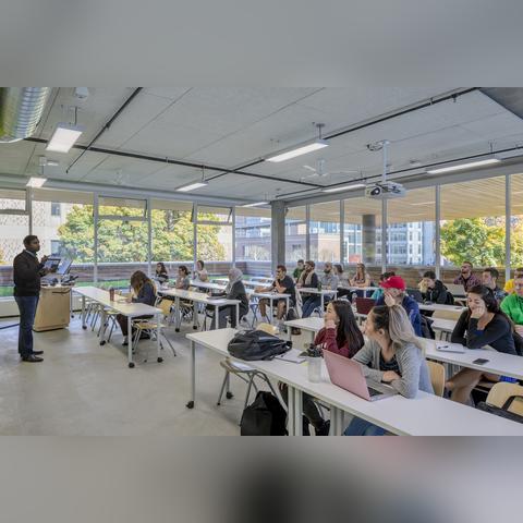 异界事务所凯尔攻略深度解析：强度装备一网打尽推荐