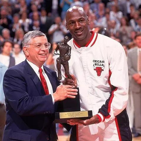 斯特恩大陆怪物价值解析与掉落攻略全揭秘