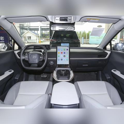 2025实测最好玩网络游戏，3款冷门神作为何碾压大厂爆款？