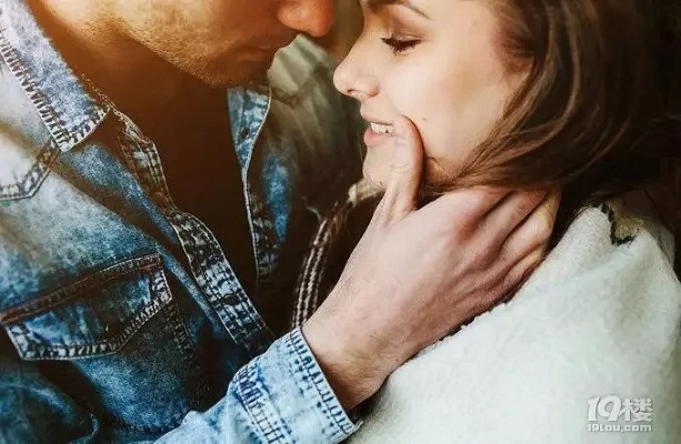 有女友仍和他人接吻？3类核心动因+5个破局方案｜2026年最新情感指南