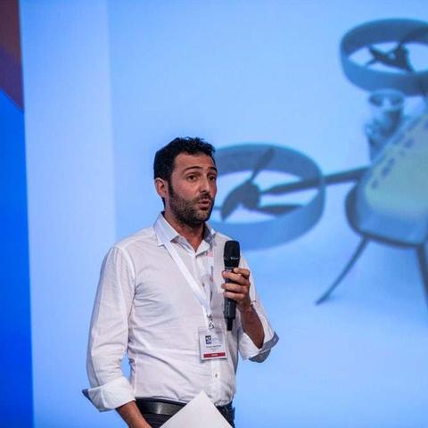 一、罗永浩的双iPhone配置，直播主力+商务备用的黄金组合