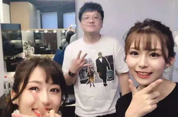 LOL溪子解说凭啥圈粉千万？从女玩家视角拆解她的幽默+硬核双buff玩法