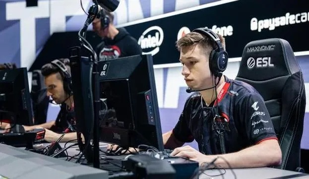 IEM8为何是CSGO传世经典？复盘战术、选手神迹与CS2适配指南