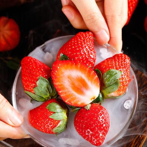 硬核通关秘籍，新手避坑、全草莓收集+速通独家技巧大揭秘