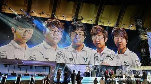 LOL S4总决赛为何是战术变革分水岭？从SSW到皇族的经典对局全解析