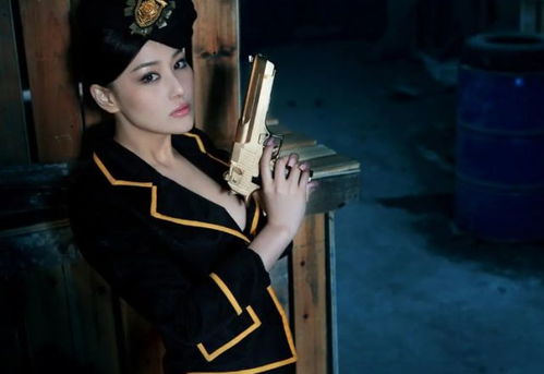 张馨予穿越火线玩法深度解析，女玩家如何复刻明星套路，30天从娱乐局到枪王？