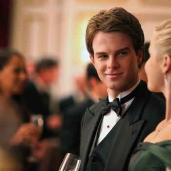 90%玩家都错了！吸血鬼之影适配英雄、触发技巧与S14出装全攻略