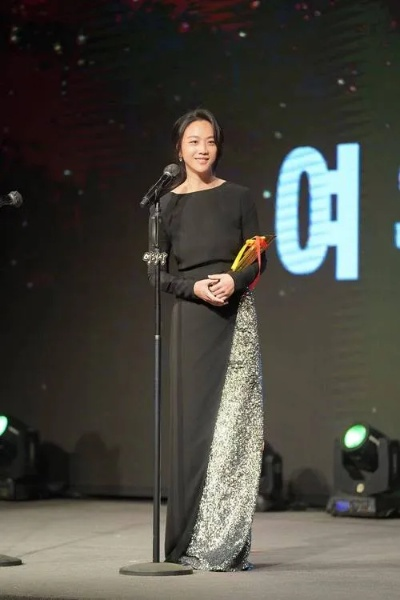 汤唯凭什么拿2026亚洲电影大奖影后？拆解她的演技破圈逻辑