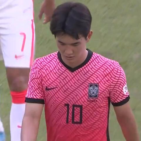 韩国小姐连连看怎么快速通关？秒辨同款脸的核心技巧与隐藏玩法揭秘