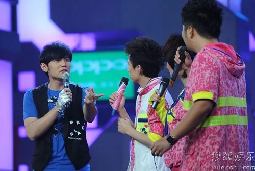 周杰伦上快乐大本营，藏在复古综艺里的流量密码，你看懂了多少？