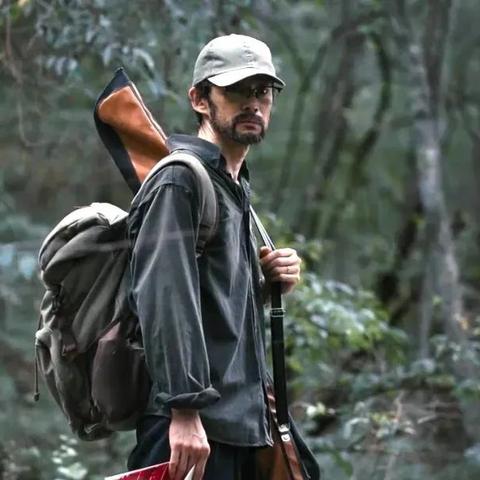 LOL新英雄暗黑之刃怎么Carry？刺客定位下的拉扯收割全维度实战指南