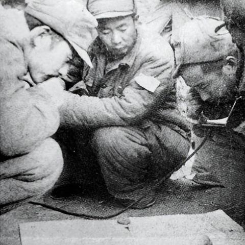 CF沙漠风暴怎么稳上大分？据点攻防/载具操作/残局处理核心技巧