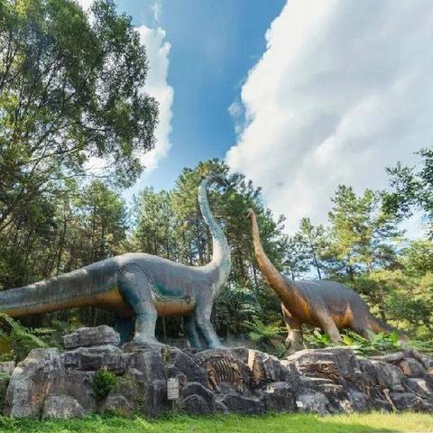 魔域火山BOSS地图怎么玩？刷新点、低战打法、高收益掉落全指南