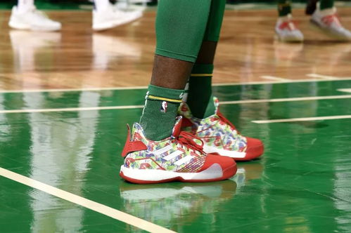 血色十字军战靴值得肝吗？怀旧服板甲职业前期过渡神装全解析