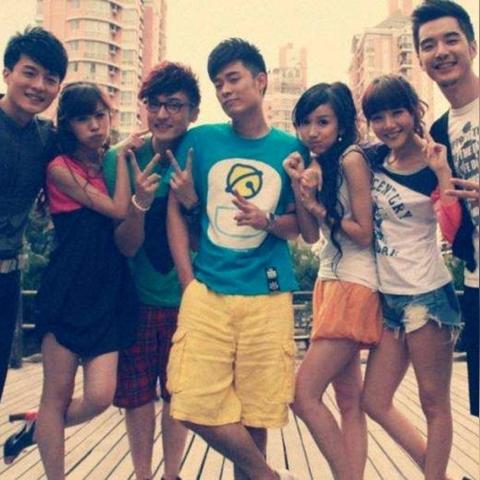 曾小贤LOL全明星赛拆解，娱乐型选手靠整活出圈的3种核心玩法+实战细节