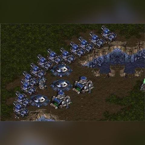 星际争霸2，人族青铜冲钻石难？30天专属运营框架+微操实战全解析