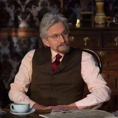 玛丽莎·托梅，从奥斯卡黑马到松弛感熟女标杆，她的戏路破圈密码是什么？