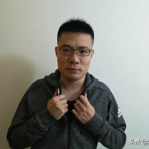 LOL S3赛季为何是黄金年代？旧版天赋神装、上分套路及经典赛事全揭秘