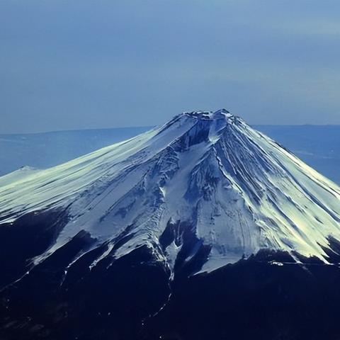 樱岛火山喷发类型有哪些？游戏玩家还原与生存实战攻略