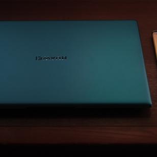 一、Q1选手状态对比，核心位的差距是胜负关键