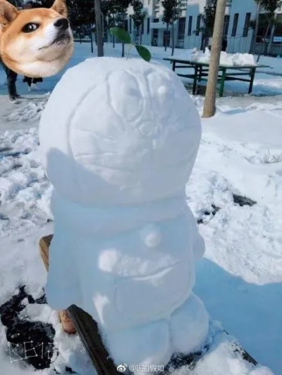 成都卖20元雪人爆单！反季节生意如何靠「情绪价值」赚得盆满钵满？