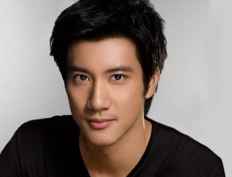 王力宏李治廷撞脸属于哪类？从骨相到气质拆解明星撞脸的3大核心类型