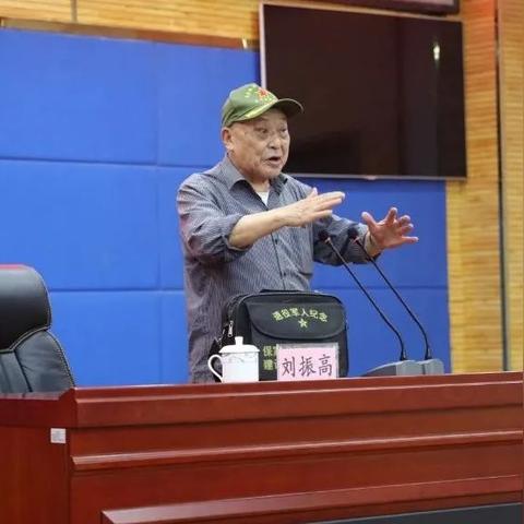 燃烧战歌零氪玩家逆袭指南，平民阵容搭配+资源速刷+竞技场冲分全解析