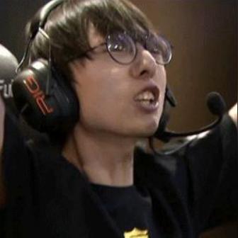 从杨永信磁暴步兵梗出发，热门游戏电系控场角色实战全解析