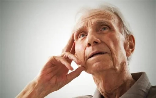 韩松自曝的额颞叶痴呆是什么？罕见老年痴呆类型的症状、筛查与全解析