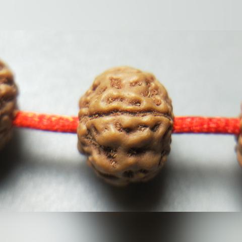 DNF天空套怎么选？全类型解析+职业适配+合成避坑满足你的核心需求