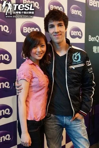 Grubby&PPG式夫妻电竞IP，如何复刻他们的职业转型与内容变现神话？