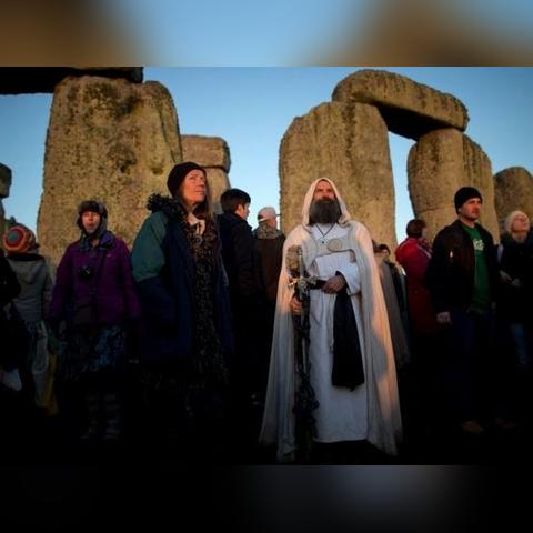 小小地狱之火终极指南，隐藏物品解锁、剧情深挖+全关卡通关技巧