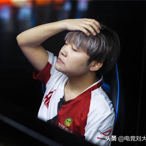 东珈AB战队战术拆解，从职业赛场到路人排位，普通人能复刻哪些核心逻辑？