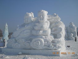 16名雪雕师7天雕出巨型雪龙？揭秘冰雪艺术商业化变现全攻略